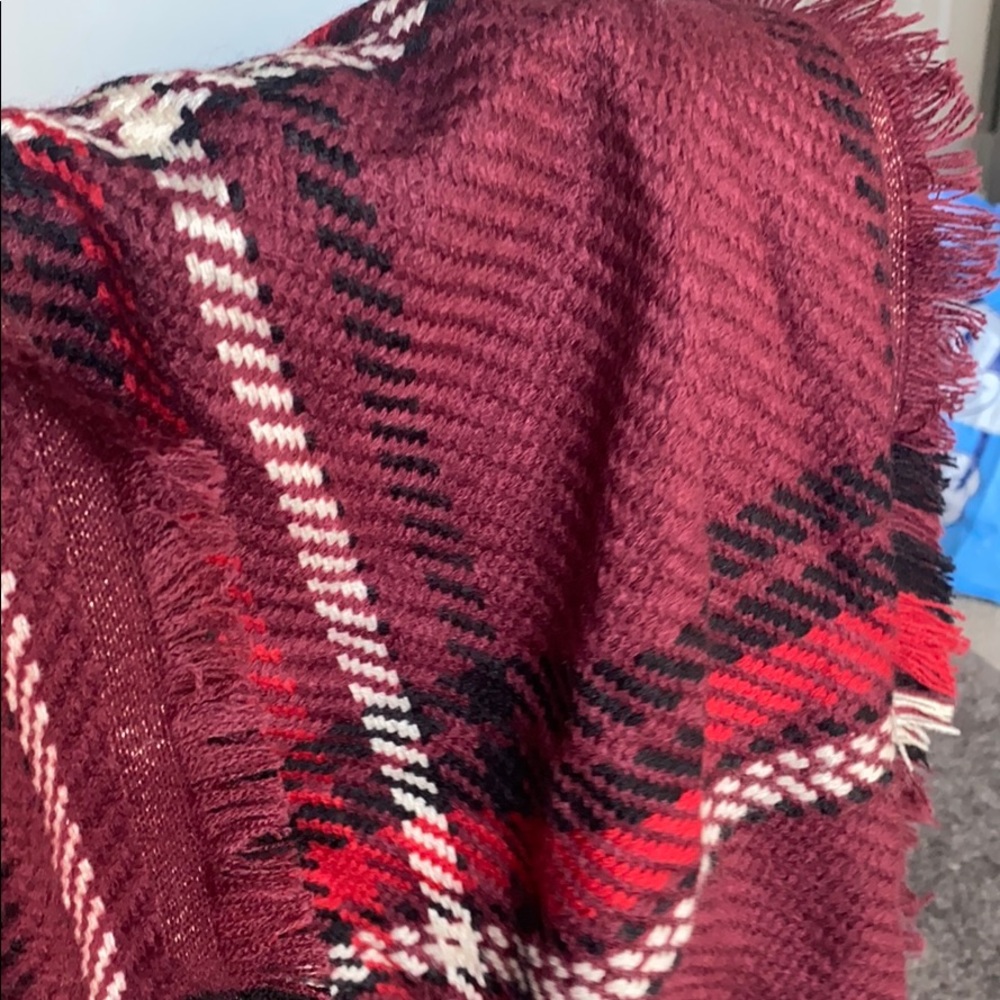 SCARFS! - Picture 3 of 4